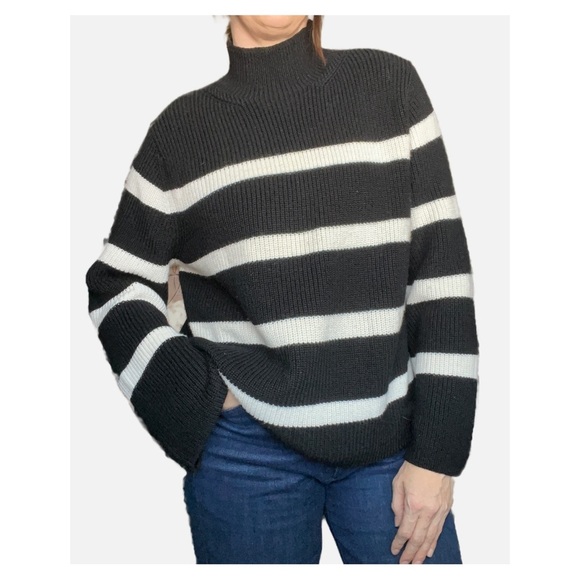 Banana Republic Wool Blend Mock Neck Wide Sleeve Striped Sweater Black White L - Picture 1 of 7